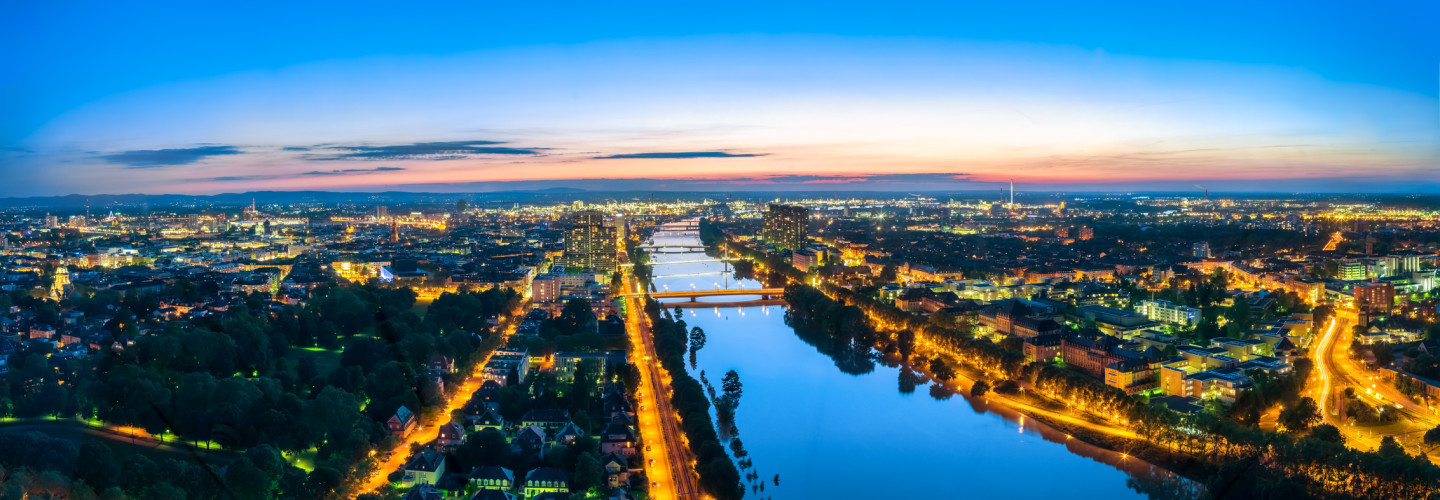 Ludwigshafen und Mannheim Panorama Nacht