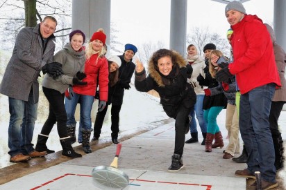 Eisstockschießen Team Wurf Winter