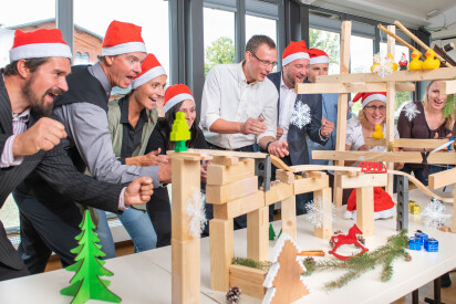 Impulskette, Impulsreaktion, Team Event, Weihnachten, Winter, Betriebsfeier